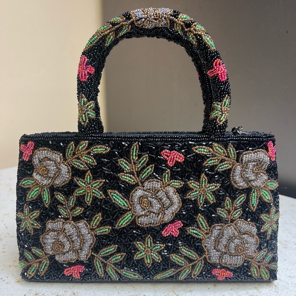 Vintage Rose beaded mini hand tote black base NWOT